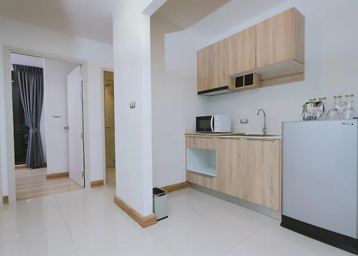 Kokotel Sukhumvit 50 3* Bangkok